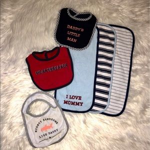 Bibs & burp cloths